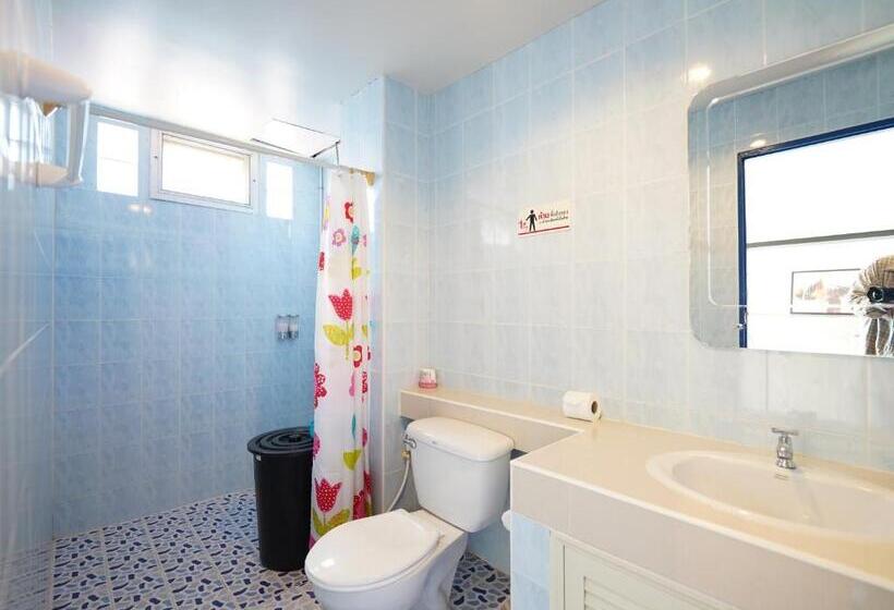 فندق على الطريق Roomquest One Bangsaray