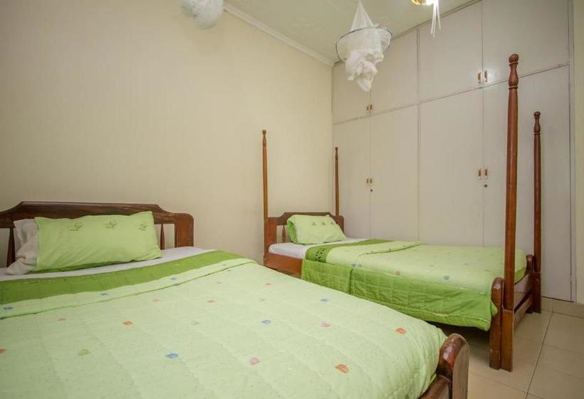 Muhabura Motel