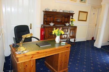 Whitemoor House B&b