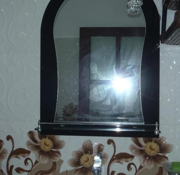 تختخواب و صبحانه New Jaya Villa