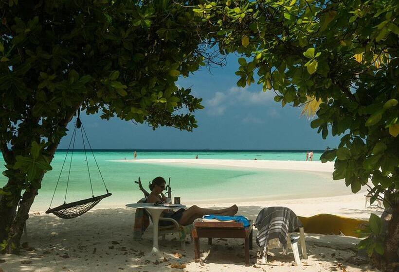 Embudu Village Resort