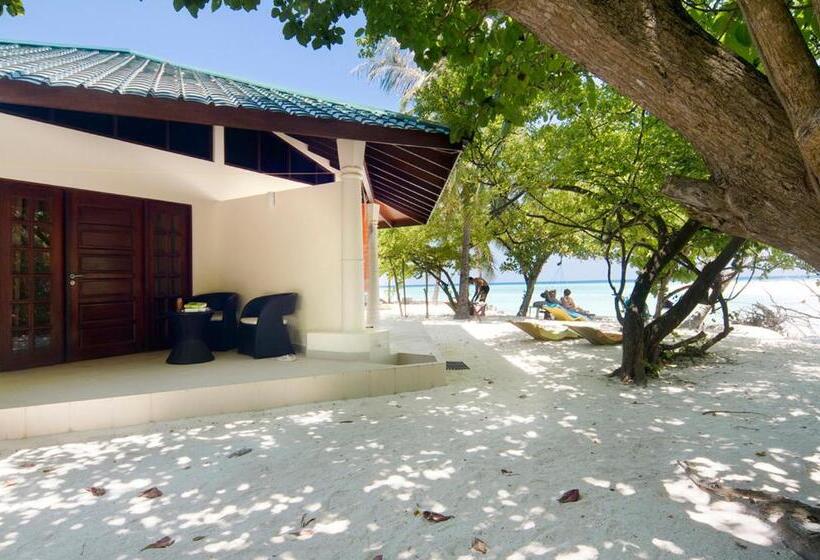 Embudu Village Resort