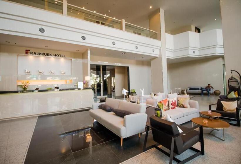 Fortune Hotel Korat  Sha Plus