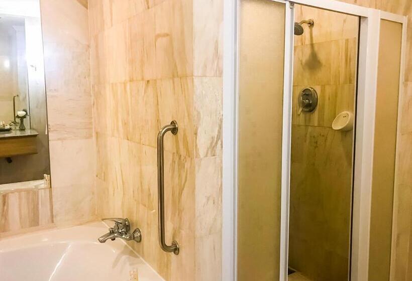 Fortune Hotel Korat  Sha Plus