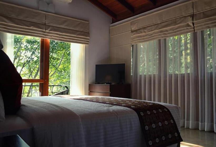 هتل Kings Pavilion Luxury