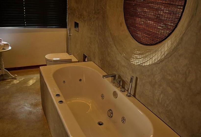هتل Kings Pavilion Luxury