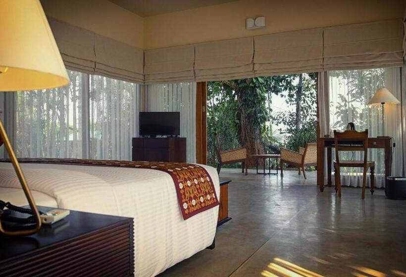 هتل Kings Pavilion Luxury