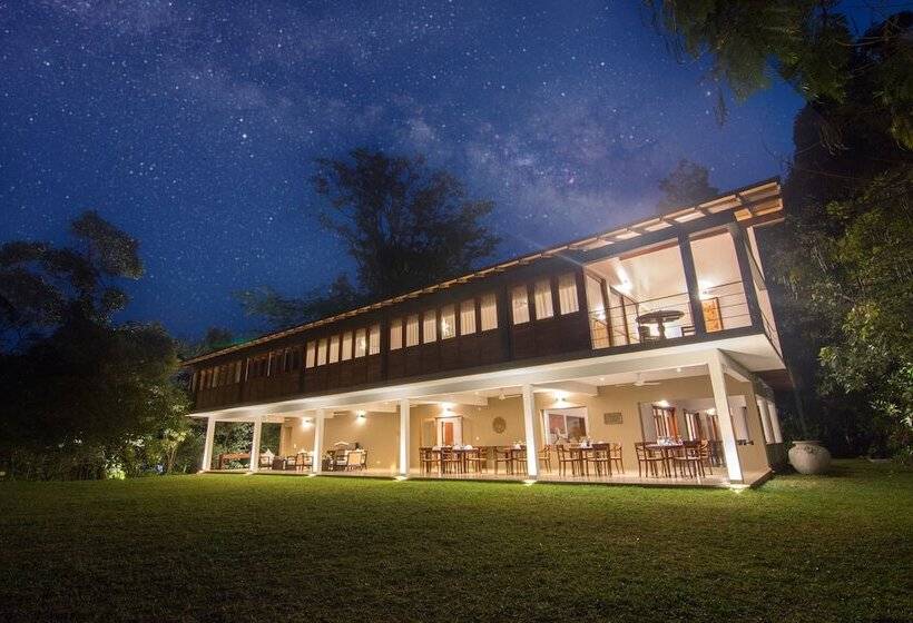 هتل Kings Pavilion Luxury