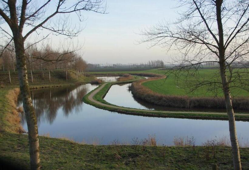 בית מלון כפרי Rivers