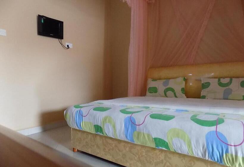 Tik Hotel Hoima