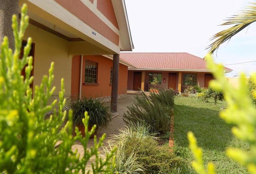 Tik Hotel Hoima