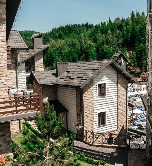 אתר נופש Westhills Cottage Town & Spa