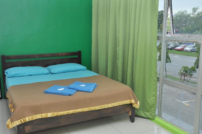 Tanjak Motel   Hostel