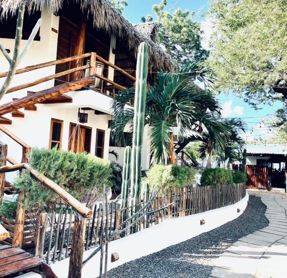 تختخواب و صبحانه Casitas Pacific