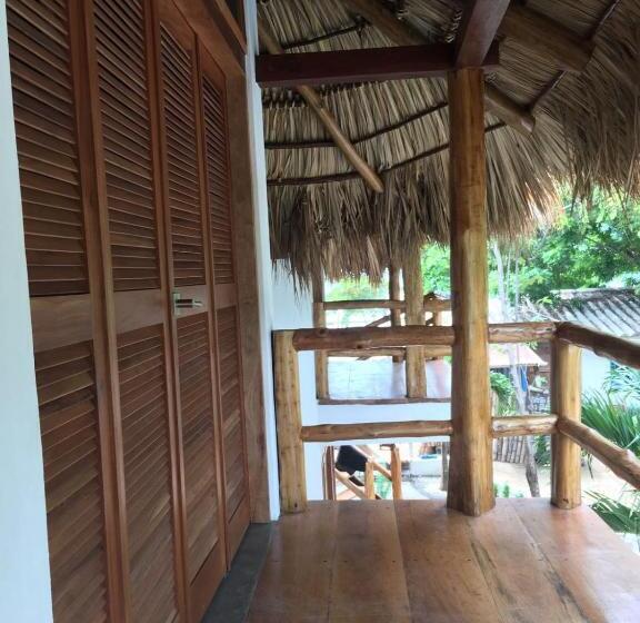 تختخواب و صبحانه Casitas Pacific