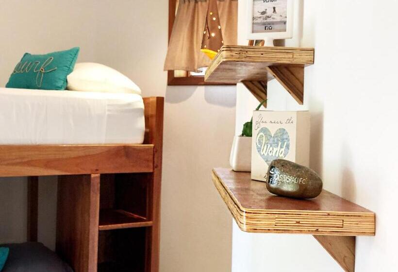تختخواب و صبحانه Casitas Pacific