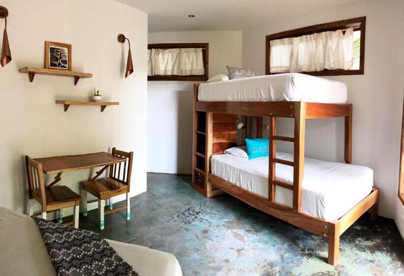 تختخواب و صبحانه Casitas Pacific