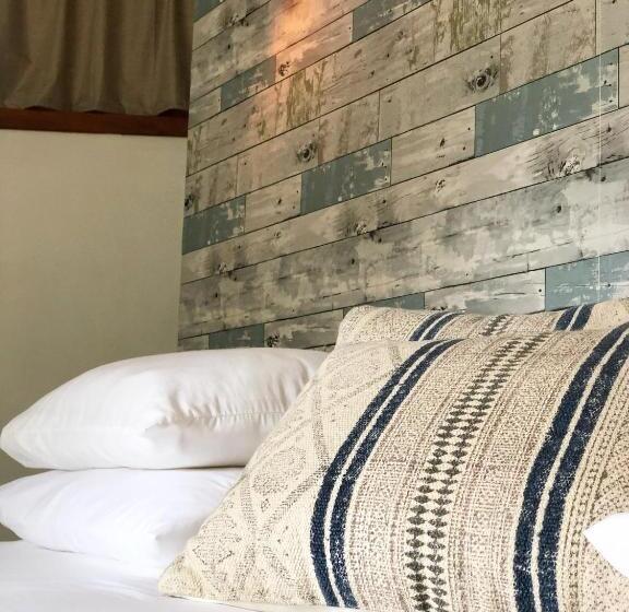 تختخواب و صبحانه Casitas Pacific
