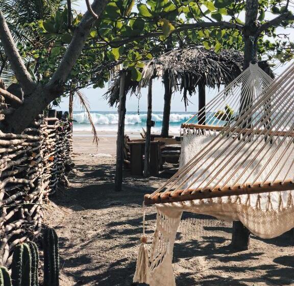 تختخواب و صبحانه Casitas Pacific