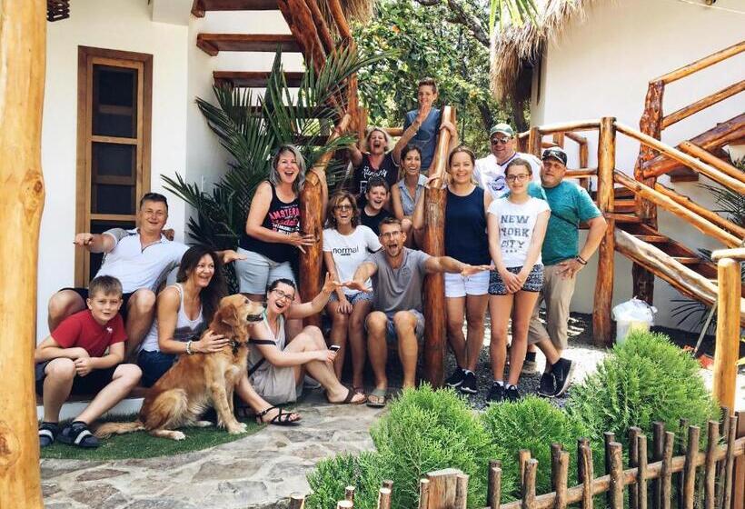 تختخواب و صبحانه Casitas Pacific