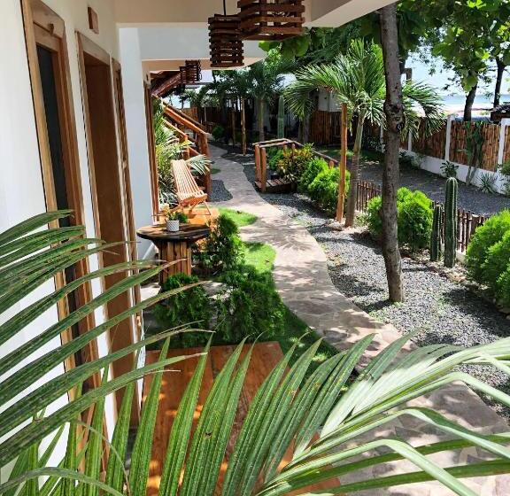 تختخواب و صبحانه Casitas Pacific
