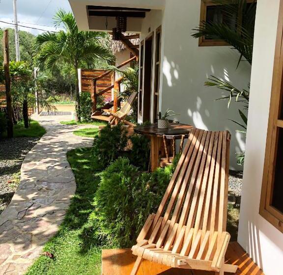 تختخواب و صبحانه Casitas Pacific