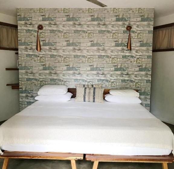 تختخواب و صبحانه Casitas Pacific