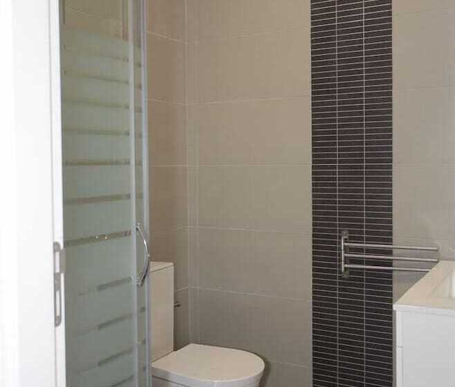 تختخواب و صبحانه Suites Guest House