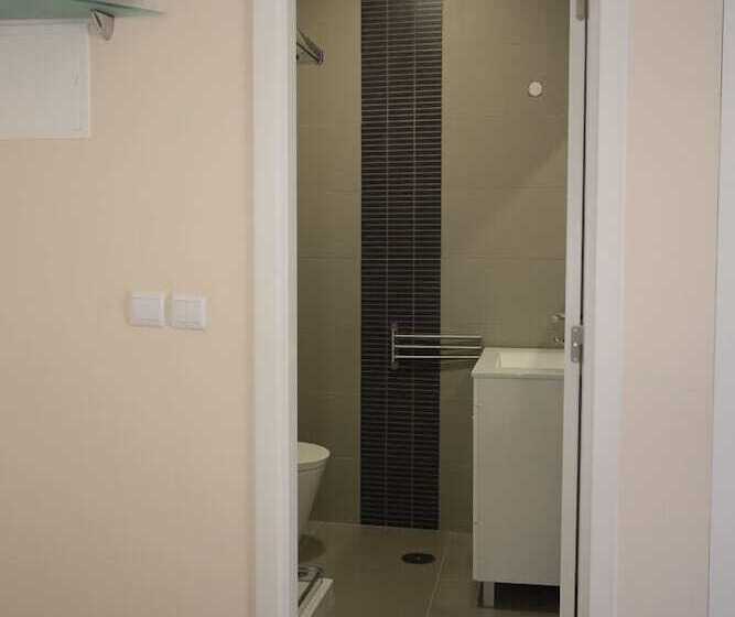 تختخواب و صبحانه Suites Guest House
