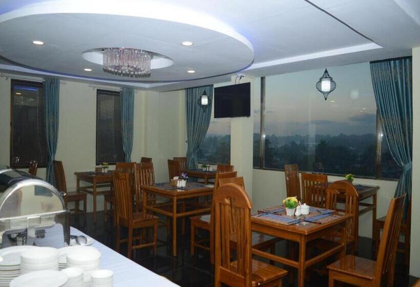 Hotel Kayah Golden Hill