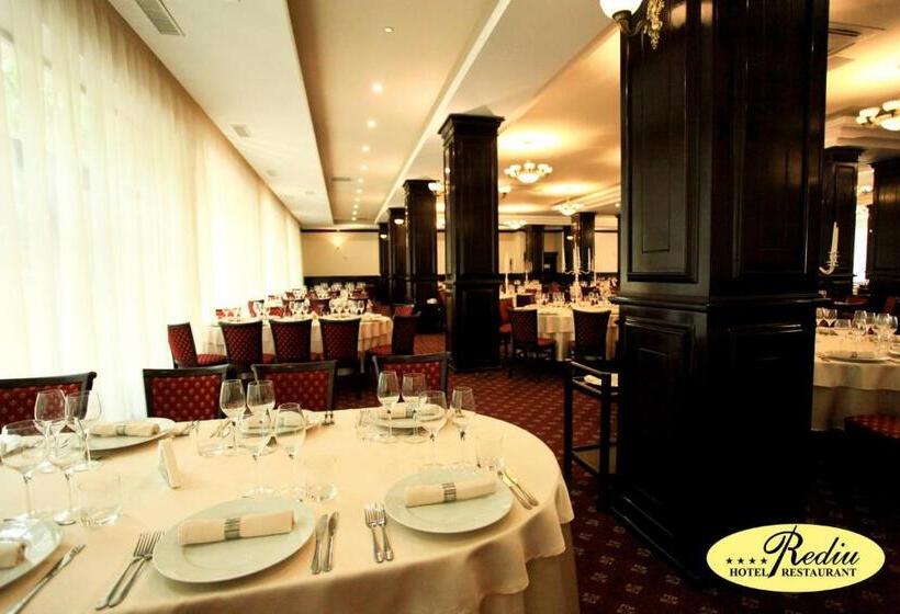 هتل Rediu  & Restaurant