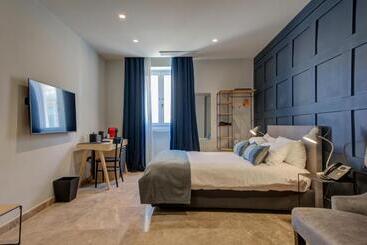 هتل The Manoel Boutique
