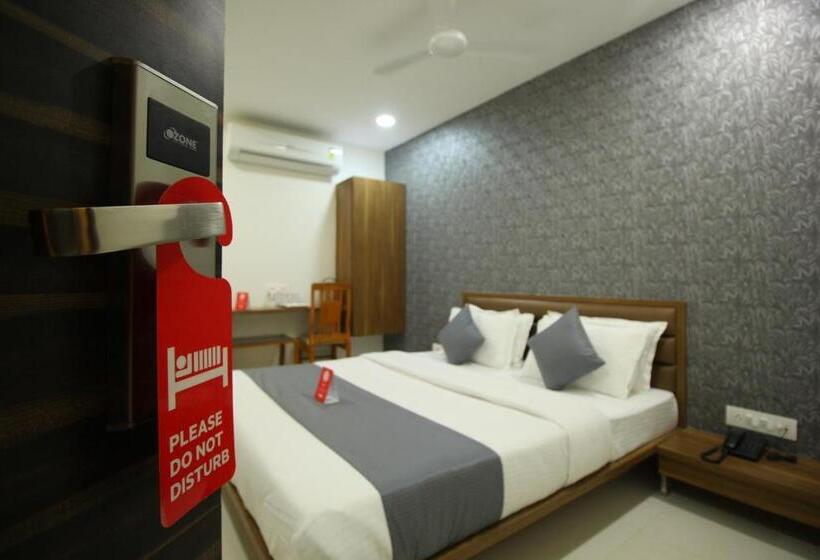 The Pacific Hotel, Vadodara