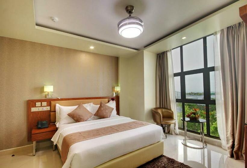 هتل Unima Grand