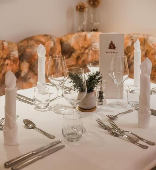 בית מלון כפרי Villa Waldheim