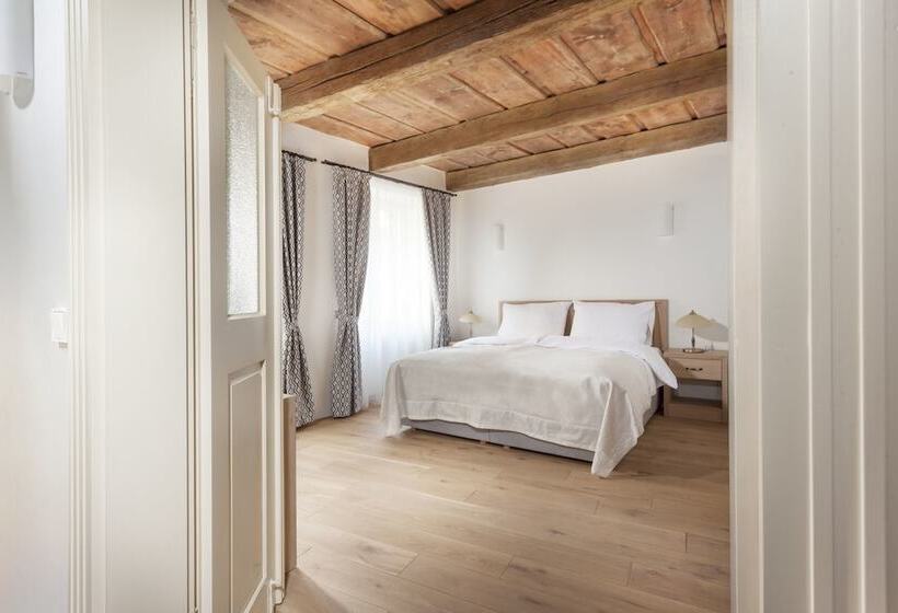 Fotos del hotel At The White Lily:  5