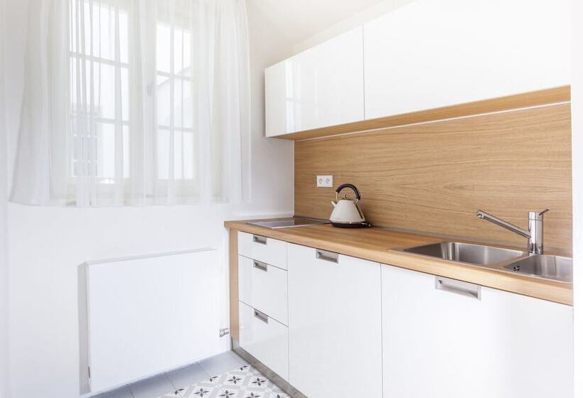 Fotos del hotel At The White Lily:  13