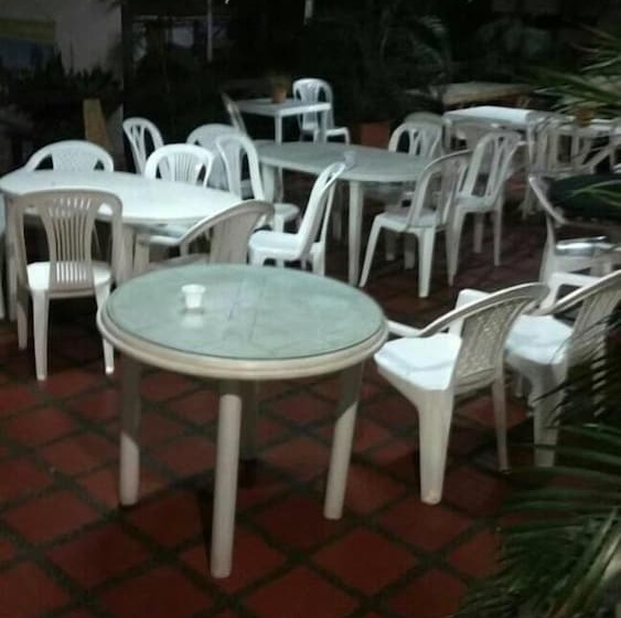 هتل Cabañas Las Bifloras