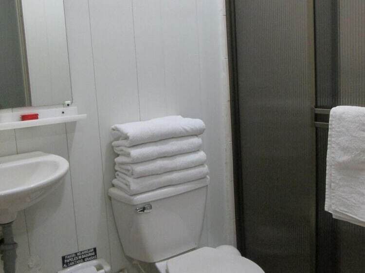 هتل Cabañas Las Bifloras