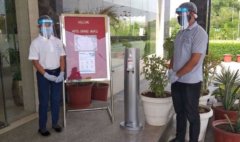 Fotos del hotel Grand Maple:  5