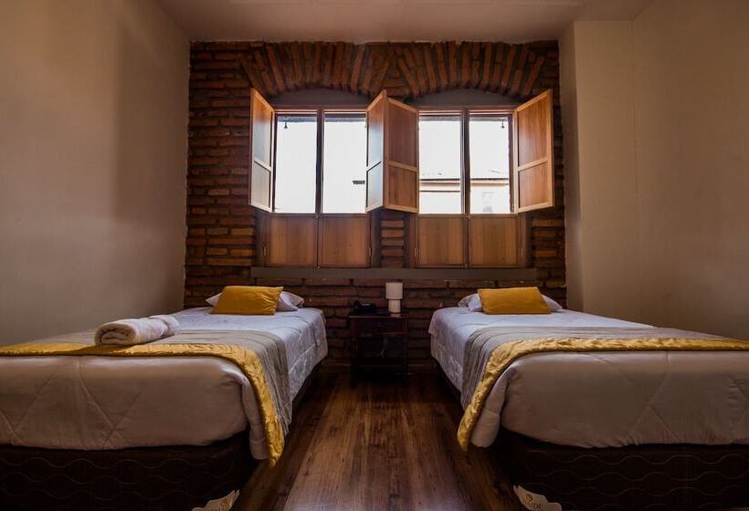 هتل San Rocke House