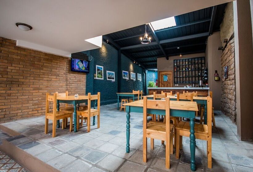 هتل San Rocke House