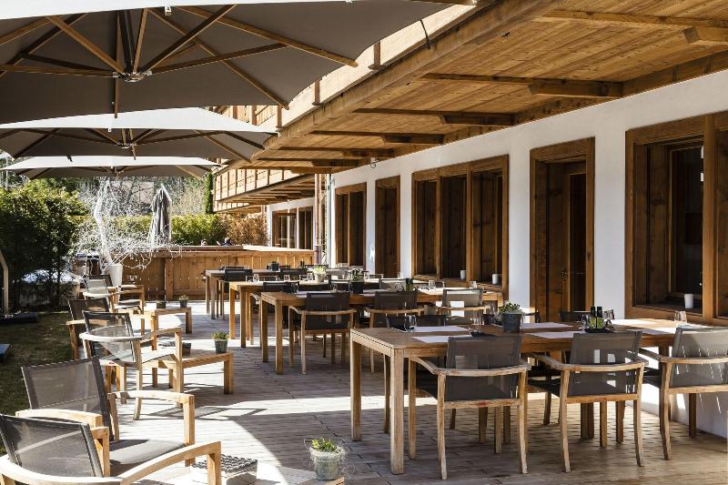 هتل Ultima Gstaad Residences