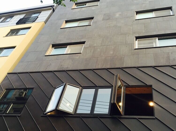 فندق على الطريق Malu Hotel Suwon