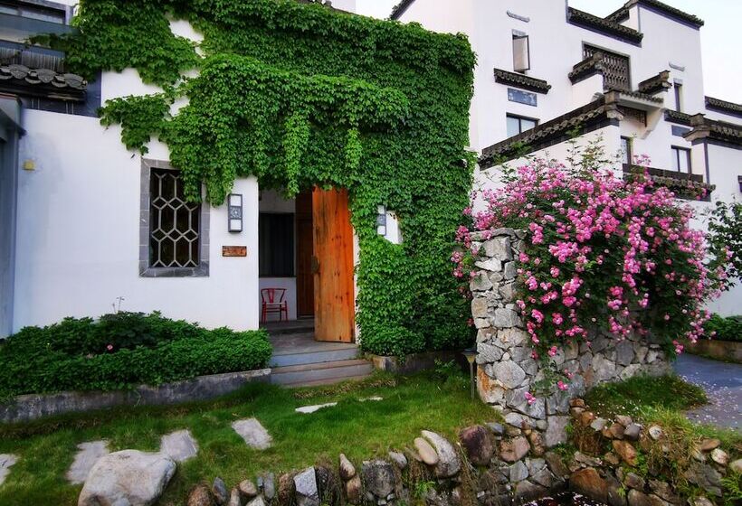استراحتگاه Huangshan Huizhou Creek Villa