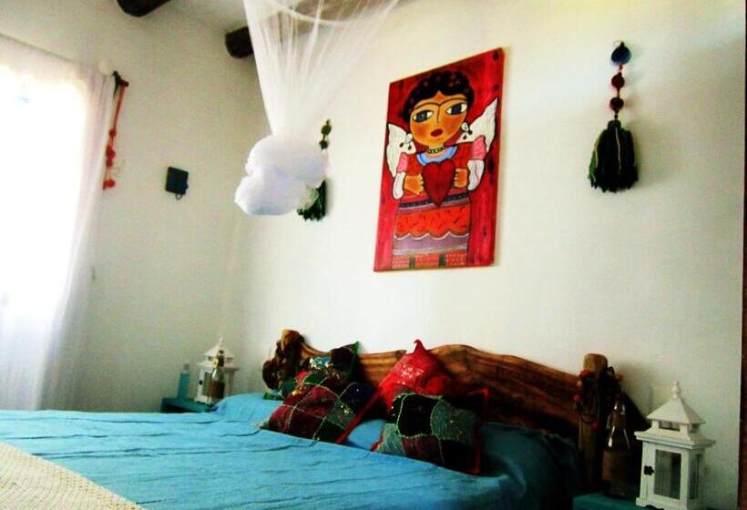 تختخواب و صبحانه Posada Mandala