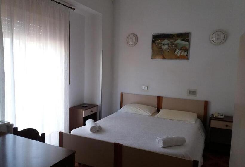 هتل Albergo Europa