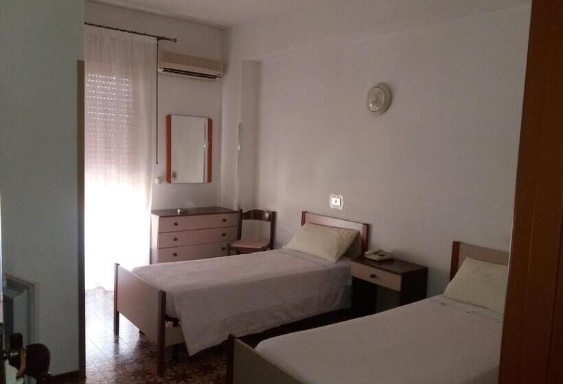 هتل Albergo Europa