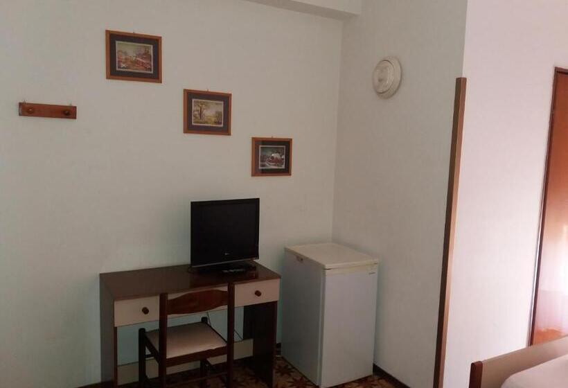 هتل Albergo Europa