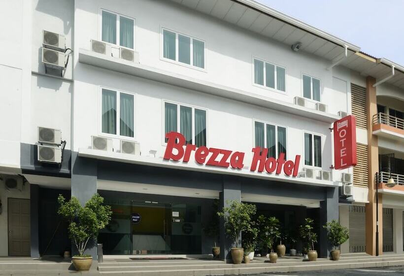 هتل Brezza